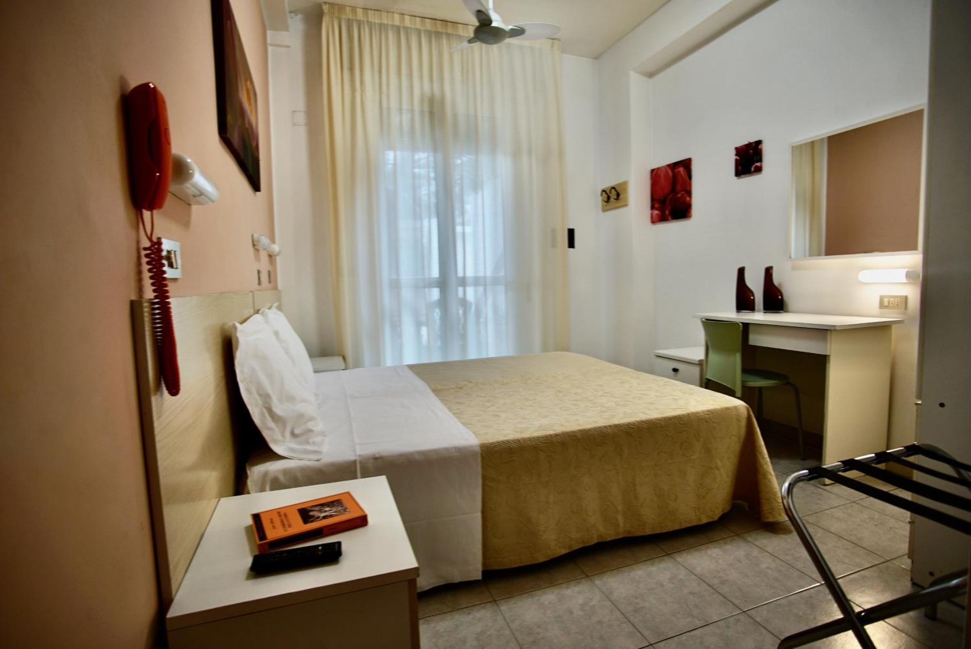 Hotel Dell'Angelo ريميني المظهر الخارجي الصورة
